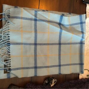 EUC Plaid cashmere scarf